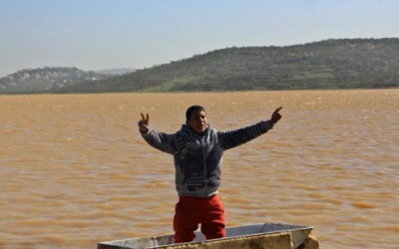 صور.. بحر الضفة الجديد