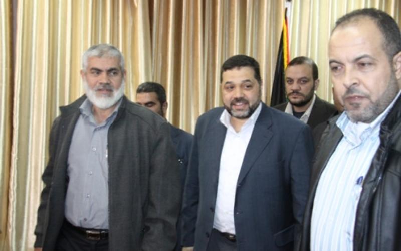 صور.. استقبال أسامة حمدان بمعبر رفح