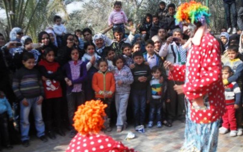 بالصور..رحلة ترفيهية لأطفال الأسرى بغزة