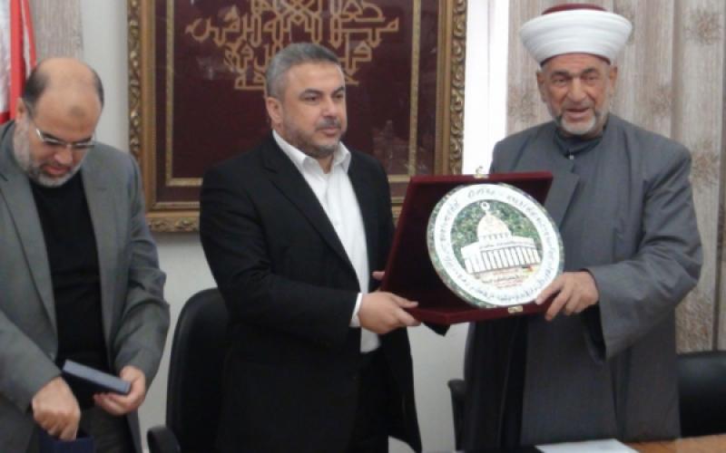 رضوان يدعو لتحييد المخيمات الفلسطينية بسوريا