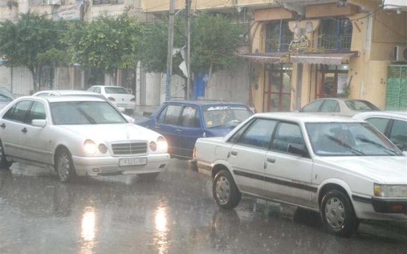 جدول يوضح توزيع كميات الأمطار بقطاع غزة