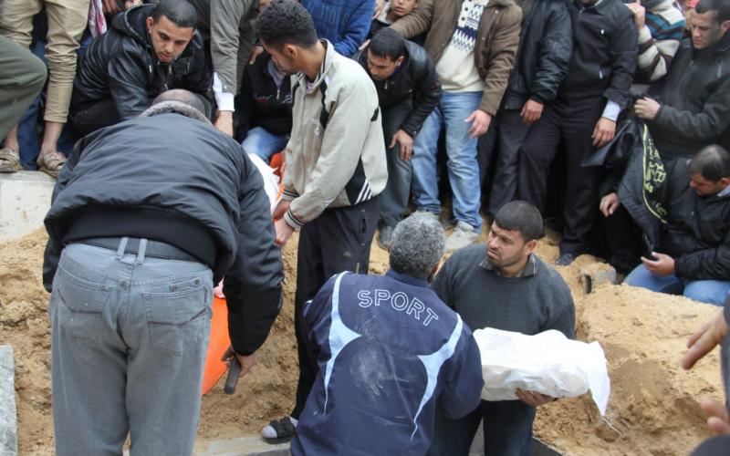 بالصور.. تشييع جثامين ضحايا عائلة ضهير