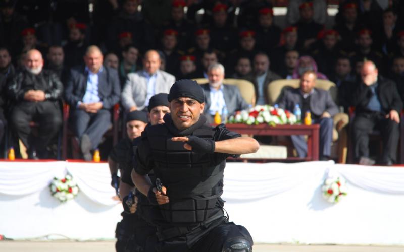 صور: تخريج دورة لجهاز الأمن والحماية بغزة