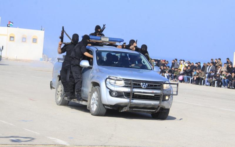 صور: تخريج دورة لجهاز الأمن والحماية بغزة