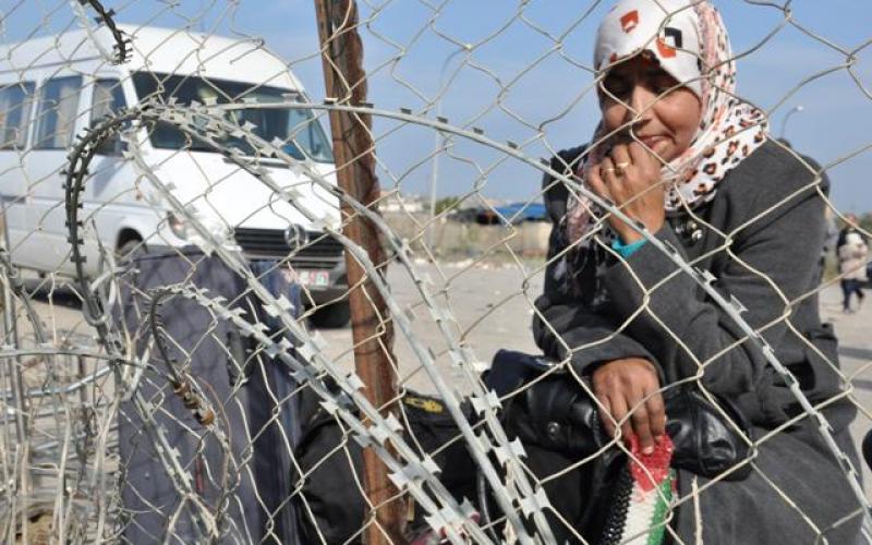 صور: معاناة الغزيين على معبر رفح مستمرة