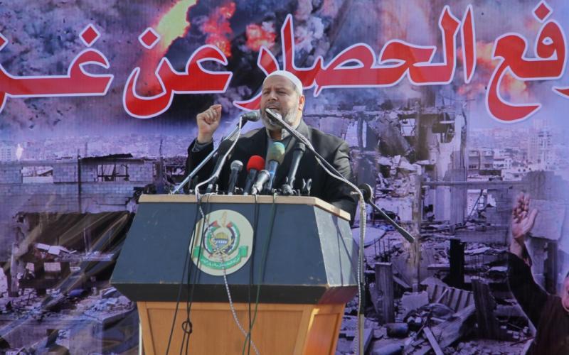 صور: صلاة الجمعة أمام مقر المندوب السامي