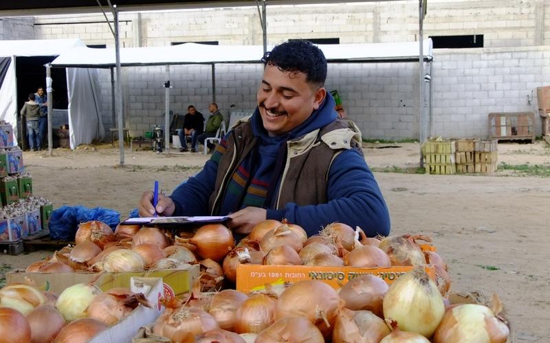 بالصور: سوق للدلالة يبصر النور في البريج