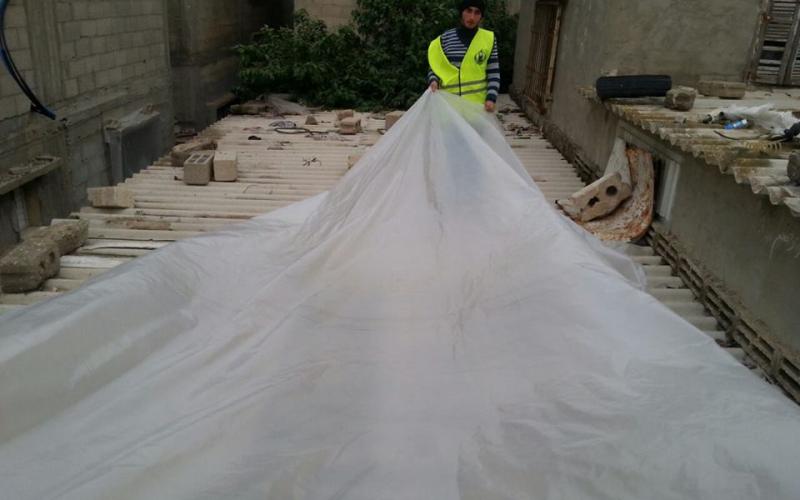 بالصور: لجان طوارئ برفح لمواجهة المنخفض