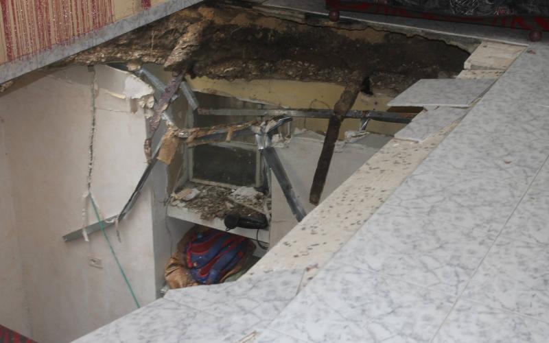 بالصور: انهيار أجزاء من منزلين في القدس