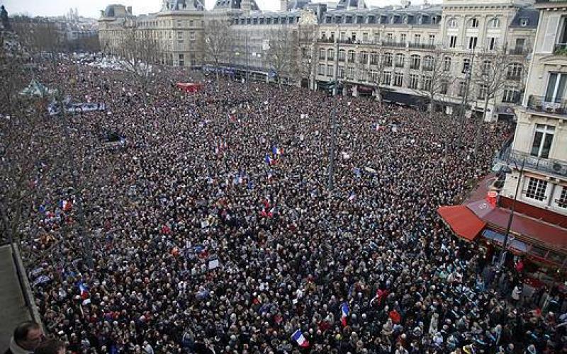 صور: عباس ونتنياهو يتوحدان في باريس