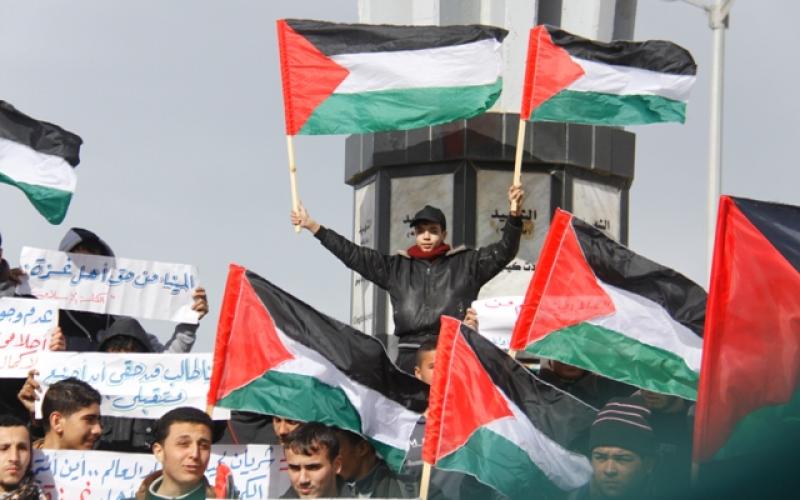 صور: طلاب ومعاقو غزة يطالبون بممر مائي‏