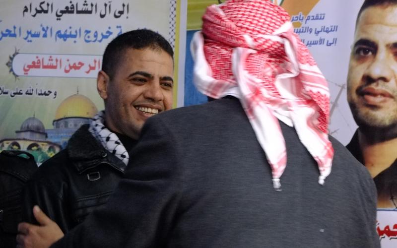 صور: الأسير "الشافعي" يُبصر الحريّة