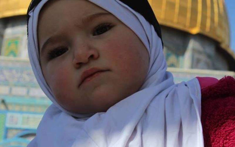صور: وقفة بالأقصى نصرة للنبي الكريم