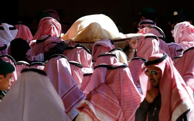صور: تشييع الملك عبد الله إلى مثواه الأخير