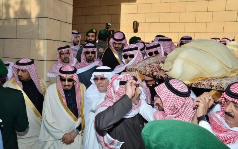 صور: تشييع الملك عبد الله إلى مثواه الأخير