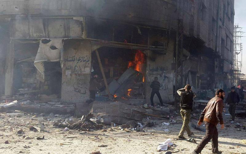 صور: قتلى وجرحى بغارة للنظام بريف دمشق