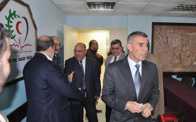 مستشفى الخدمة العامة يلتقي بأطباءه