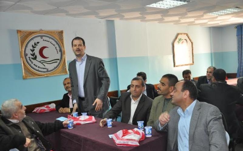 مستشفى الخدمة العامة يلتقي بأطباءه