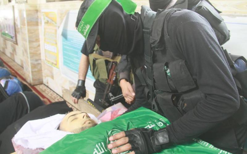 صور: تشييع جثمان القسامي "قنيطة" بغزة
