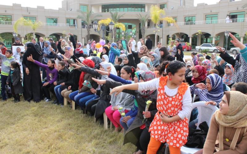 بالصور: حفل ترفيه للمرضى وجرحى العدوان