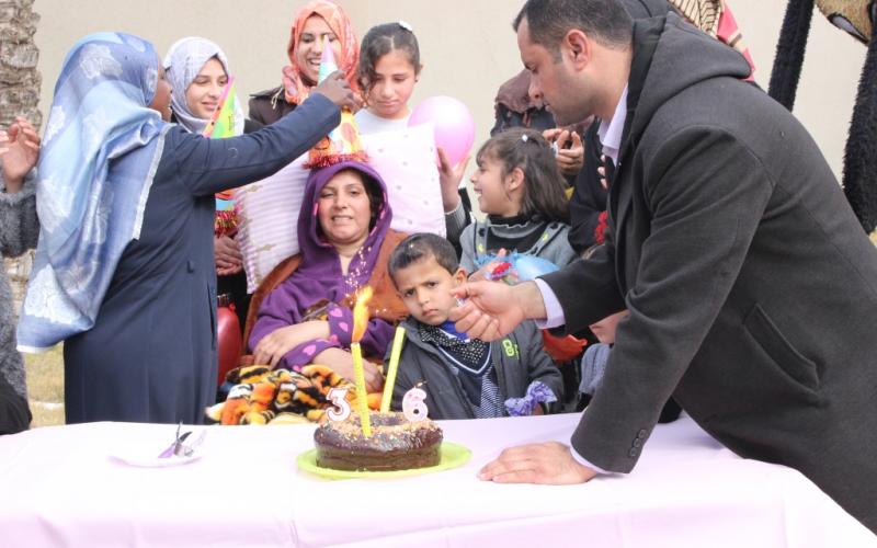 بالصور: حفل ترفيه للمرضى وجرحى العدوان