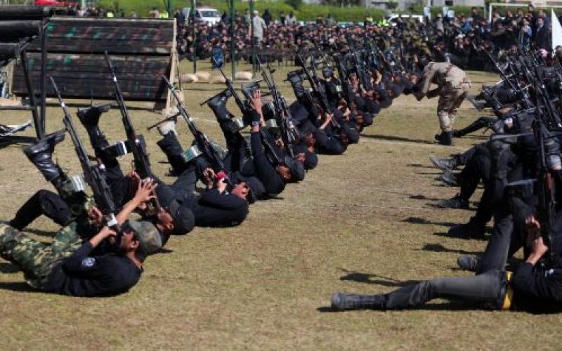 صور: تخريج مخيمات "طلائع التحرير" بغزة