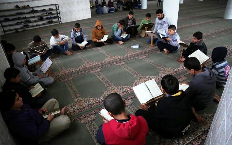 بالصور: مسجد الشهيد بالبريج ينفذ مخيم قرآني