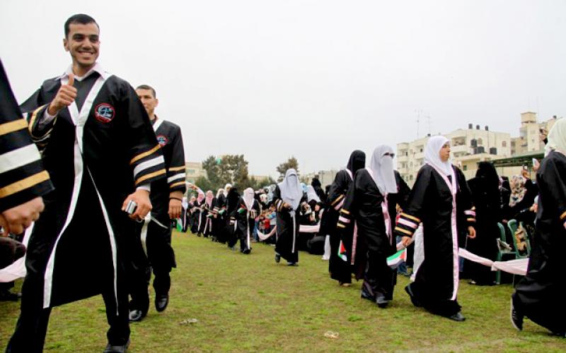 صور.. تخريج الدفعة الأولى من دبلوم الرائد بغزة