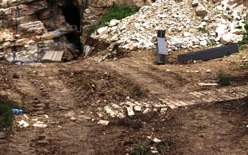 صور.. الاحتلال يحفر الانفاق أسفل القدس القديمة
