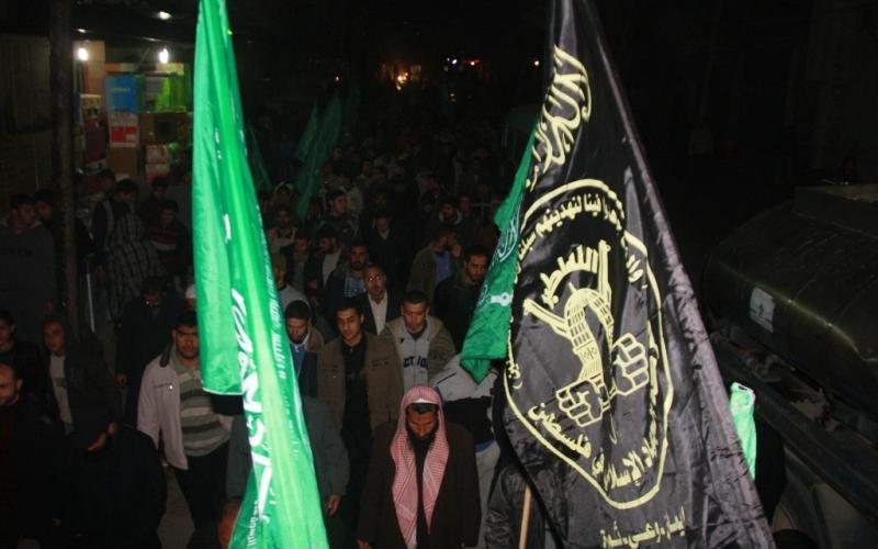 بالصور..حماس تنظم مسيرة للأقصى والأسرى
