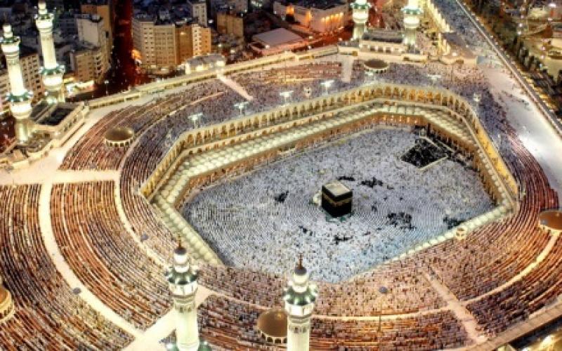 صحف ..طفل معروض للبيع وتوسيع حرم مكة