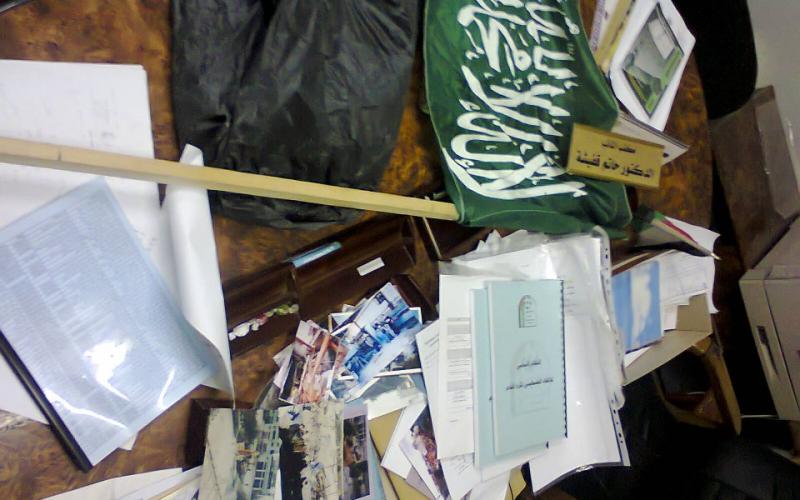 بالصور.. قوات الاحتلال تعتقل النائب قفيشة