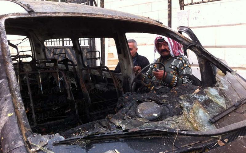 صور.. مستوطنون يحرقون مركبتين شرقي رام الله‎