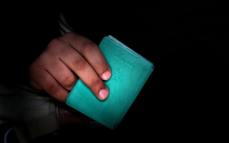 صور.. تحديث سجل الناخبين بغزة
