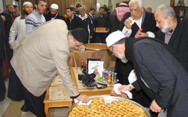 صور.. "الزهار" يحصل على السند المتصل