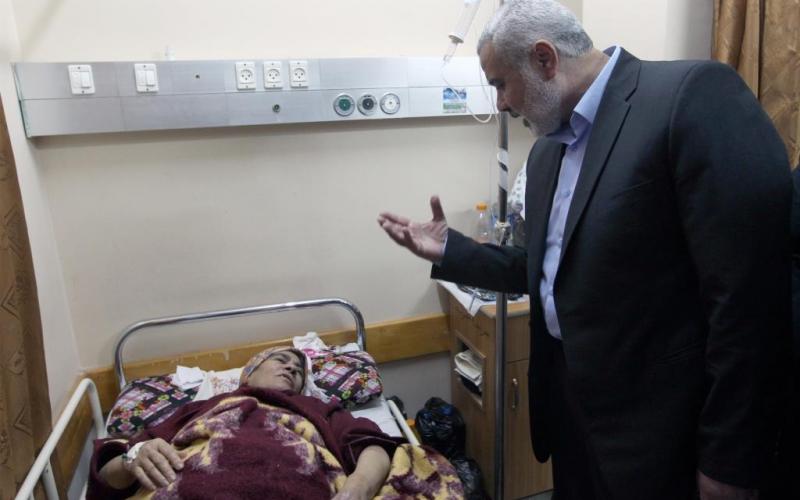 صور: رئيس الوزراء يزور مستشفى الشفاء