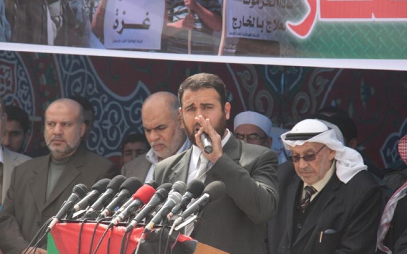 صور: جلسة طارئة للتشريعي أمام معبر رفح