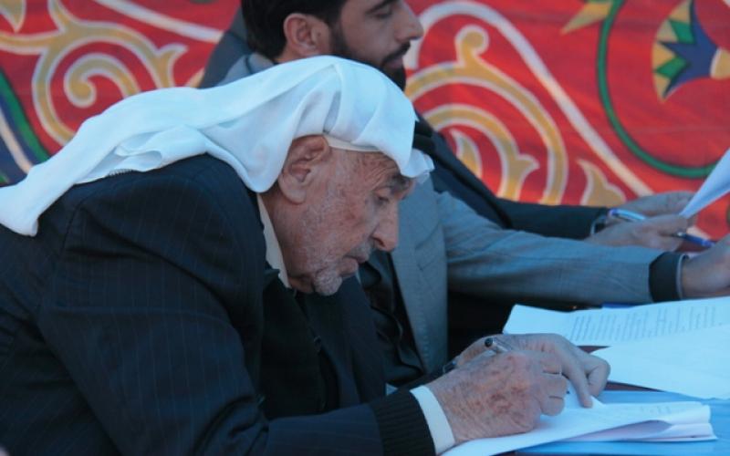 صور: جلسة طارئة للتشريعي أمام معبر رفح