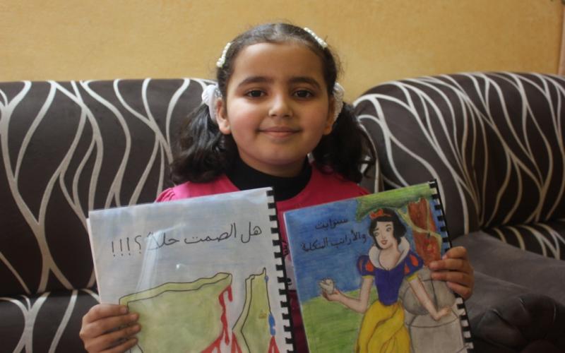 بالصور: حنان النخالة.. طفلةٌ برتبة فنانة