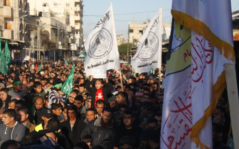 صور: مسيرة برفح رفضاً لقرار حظر القسام