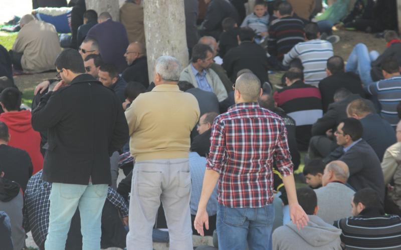 صور: 70 ألف مصلٍّ يؤدون الجمعة بالأقصى