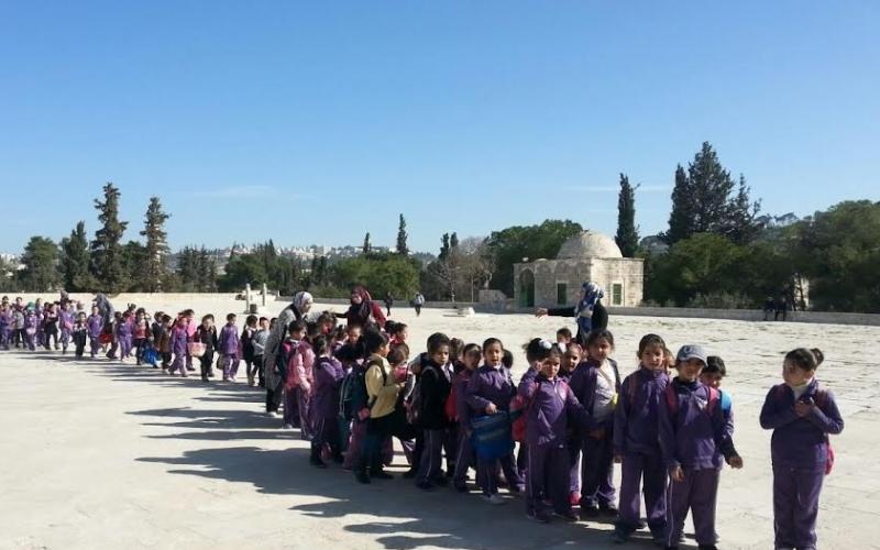 صور: مئات الأطفال يعمرون المسجد الأقصى