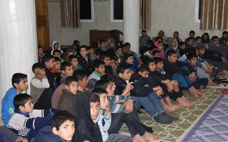 صور: "الجماهيري" ينظم لقاء تواصلي بـ"دير البلح"