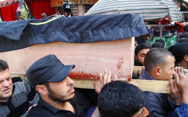 صور.. غزة تودع شهداءها بجنازة حاشدة