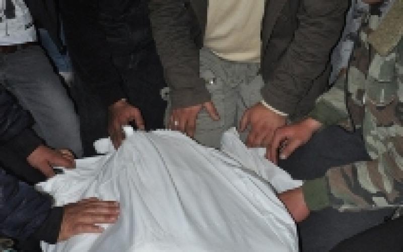 بالصور.. الآلاف يودعون القيسي بينهم ابنه ووالده