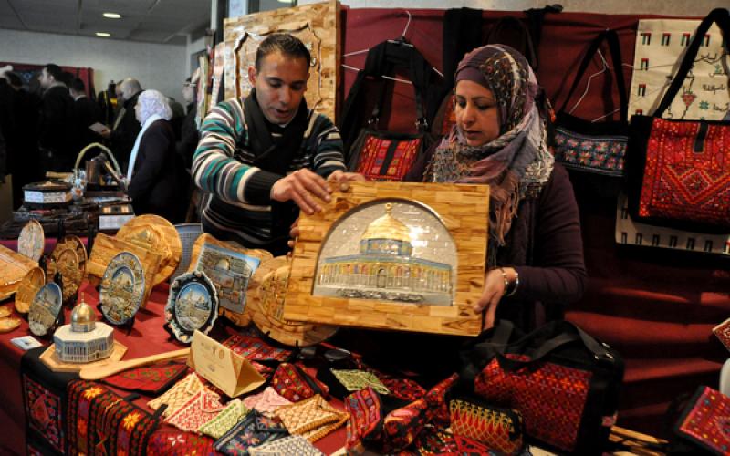 صور.. معرض "التراث الفلسطيني" بنابلس