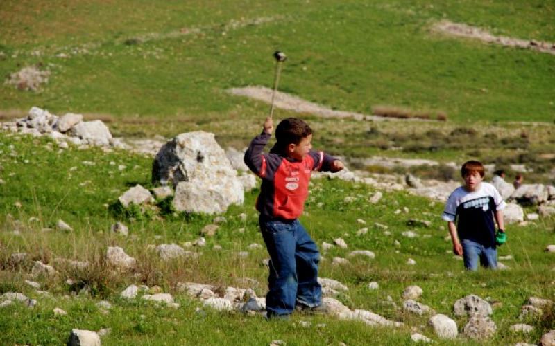 بالصور.. إصابة طفل بجروح من الاحتلال