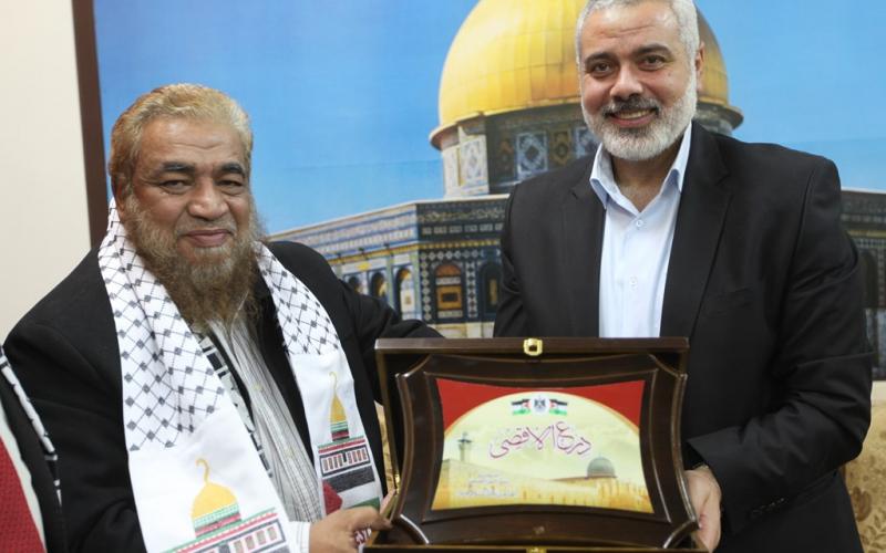 بالصور: هنية يستقبل وفد الجماعة الإسلامية المصرية