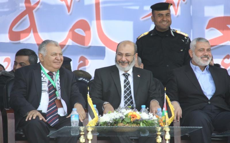 صور: تخريج دورة ضباط جديدة في غزة