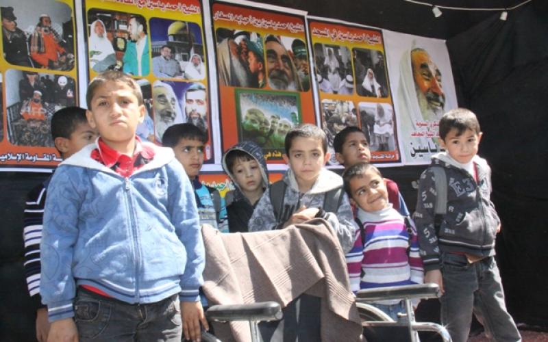 بالصور: معرض بذكرى استشهاد أحمد ياسين